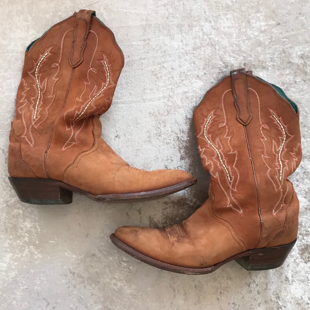 Women’s cowboy boots